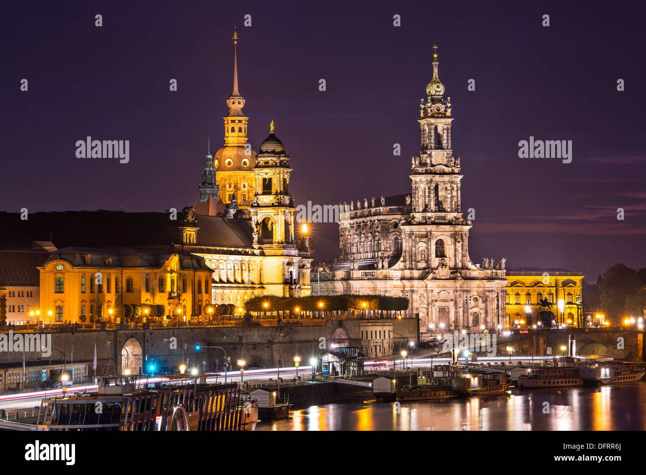 Dresden, Deutschland Stadtbild über die Elbe. Stockfoto