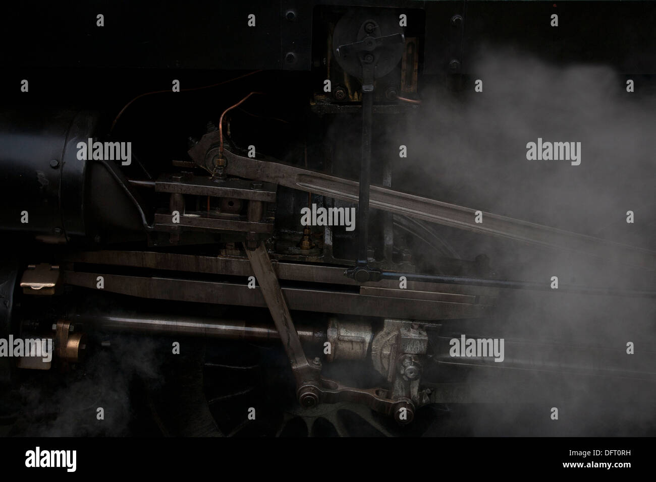Kolben, Dampf und stehlen, fahren die Räder dieser Dampfmaschine bei Blue Bell Railway. Stockfoto