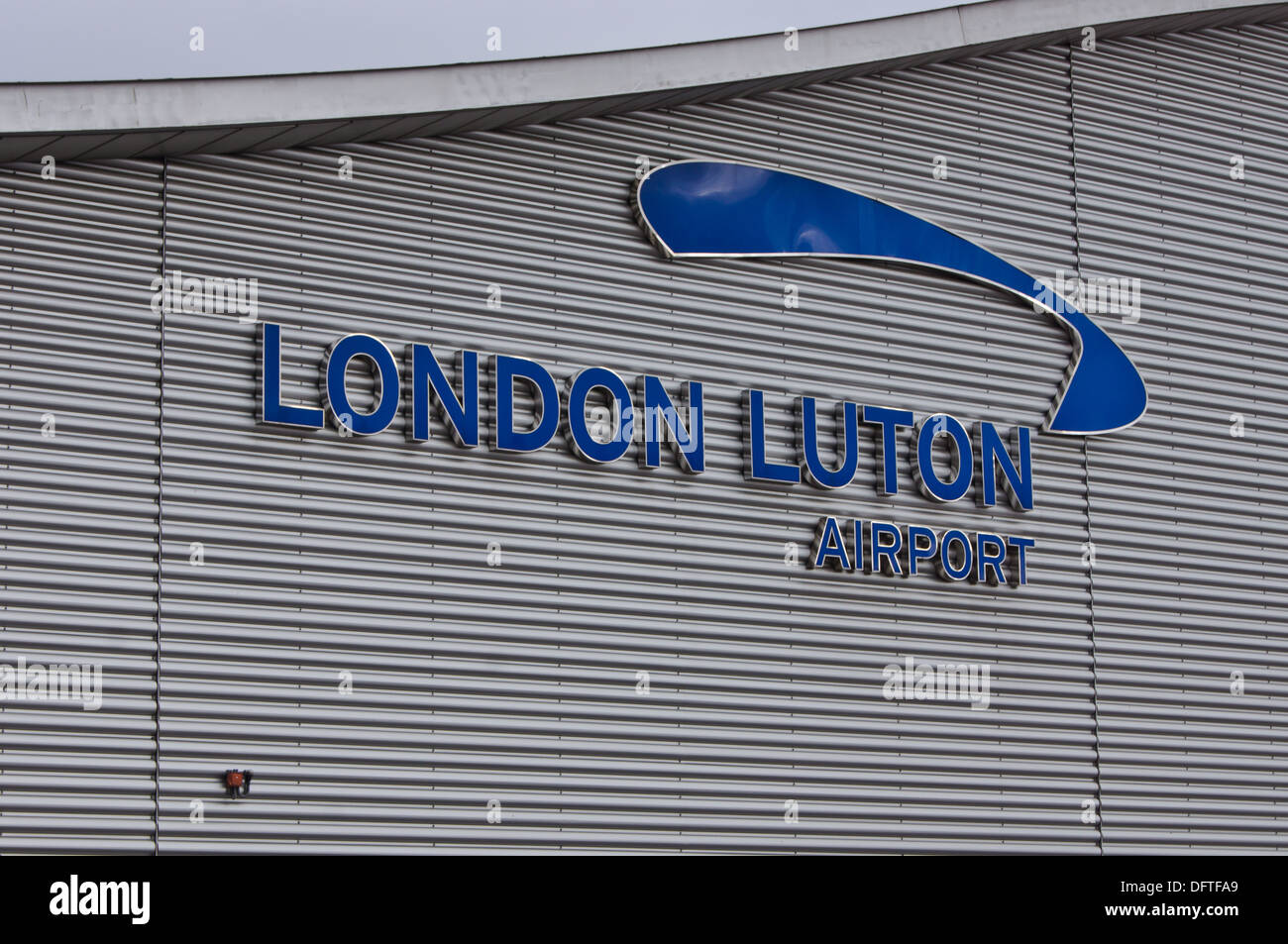 Der Flughafen London Luton Zeichen Stockfoto