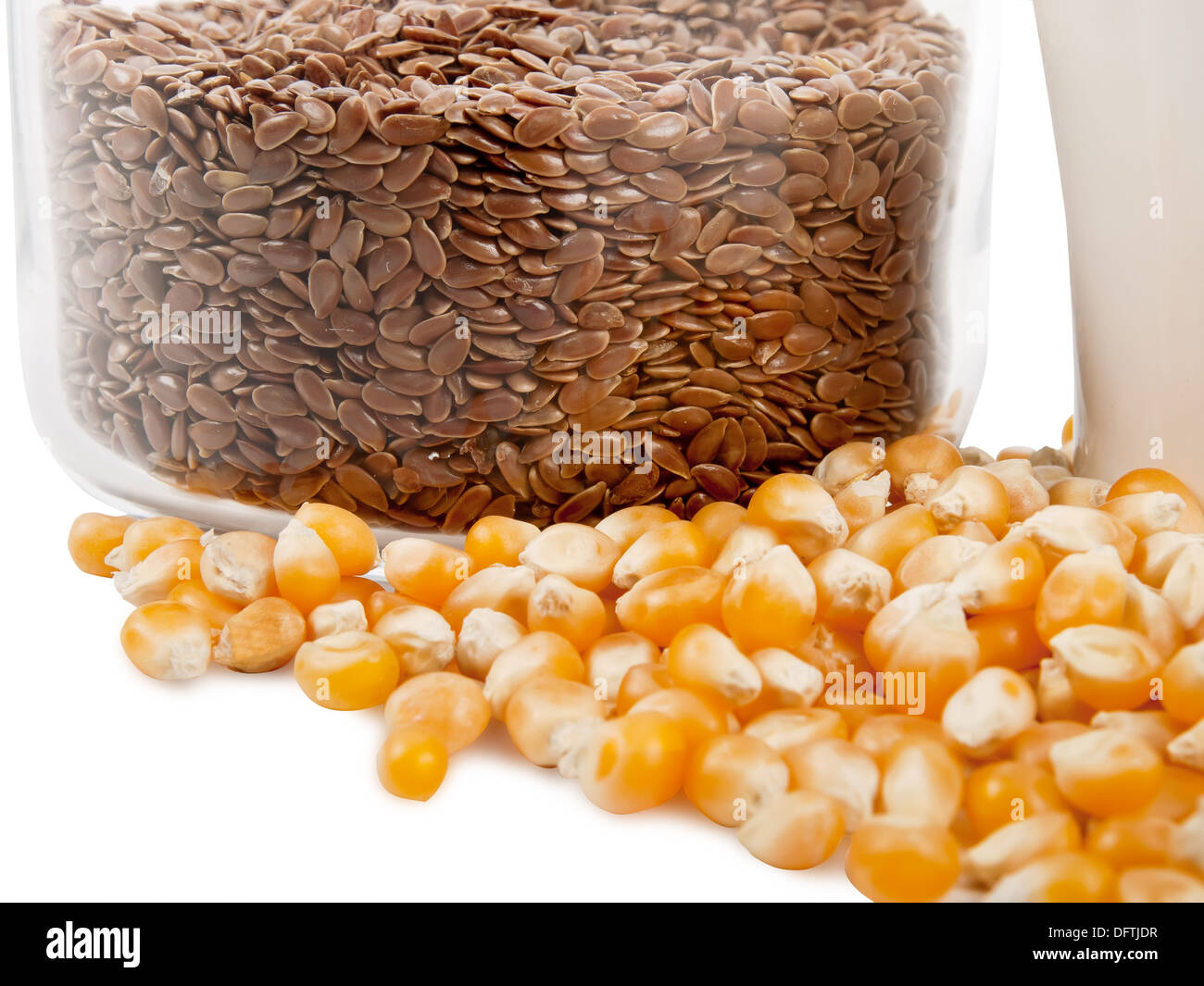 Getreide und Samen; Flachs und Mais Stockfoto