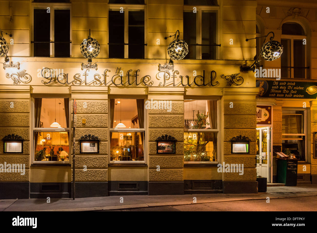 Traditionelles Restaurant zusammen, Wien, Wiener, Österreich Stockfoto