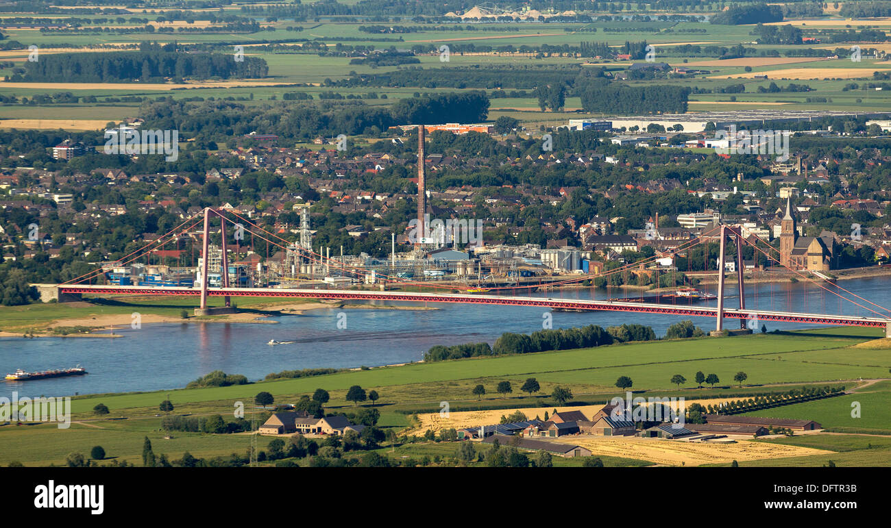 Blick über den Rhein und die Rheinbrücke Emmerich, Emmerich Emmerich bin, Rhein, Nordrhein-Westfalen, Deutschland Stockfoto