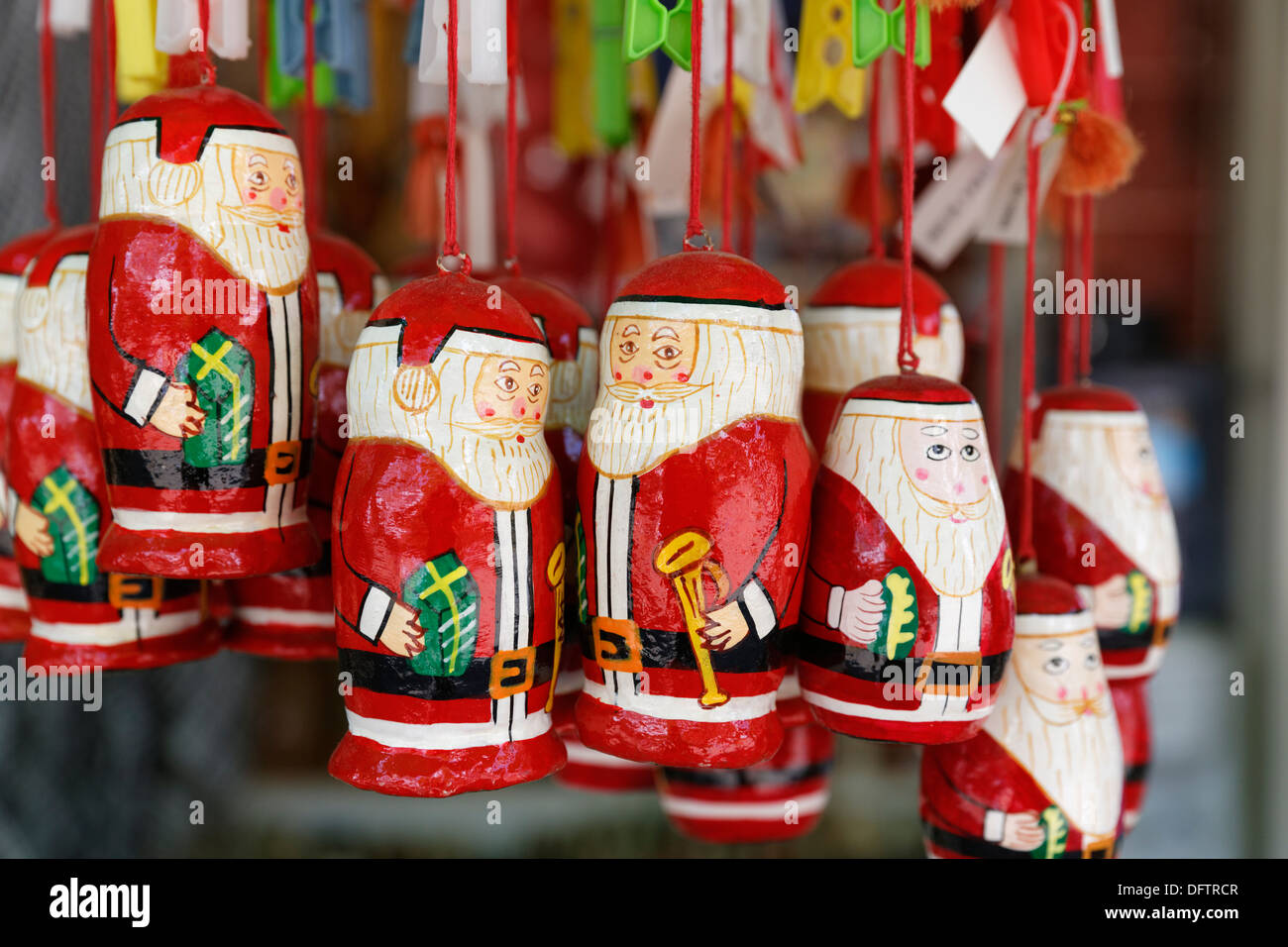 Santa Claus Figuren, Souvenirs, Demre, Lykien, Provinz Antalya, Türkei Stockfoto