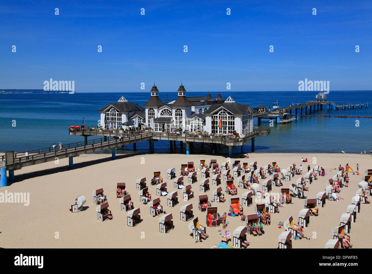 Sellin Pier, Insel Rügen, Ostseeküste, Mecklenburg-Western Pomerania, Deutschland Stockfoto