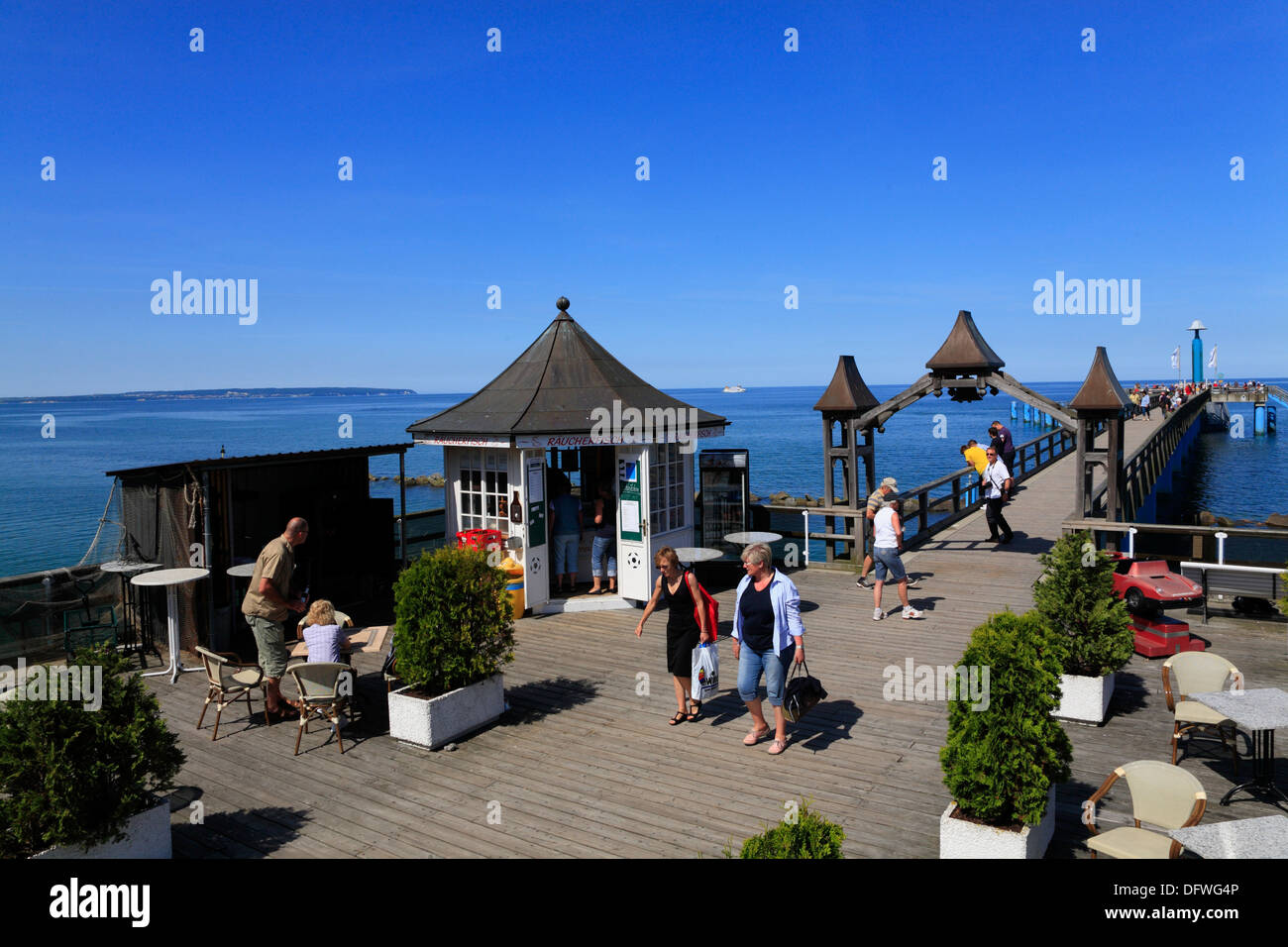 Sellin Pier, Insel Rügen, Ostseeküste, Mecklenburg-Western Pomerania, Deutschland Stockfoto