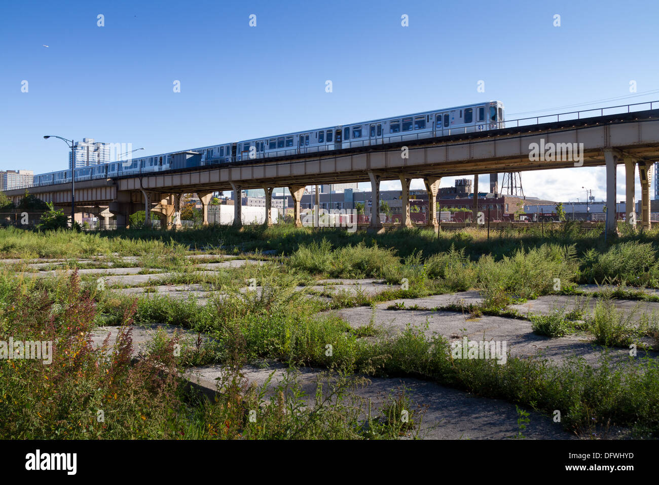CTA u-Bahn Zug in Chicago South Side Vorort Stockfoto