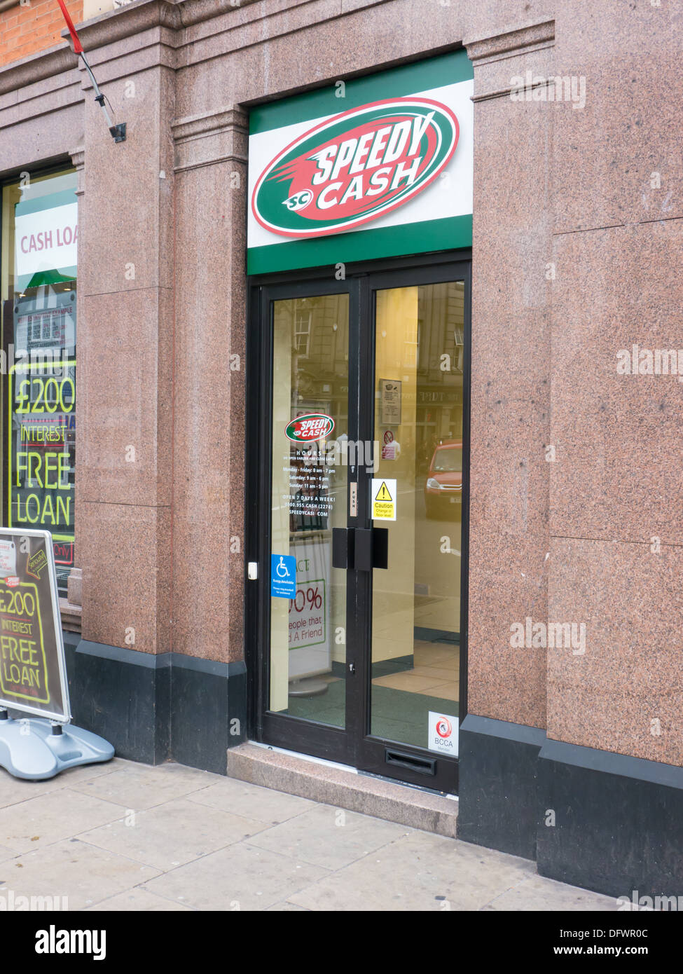 Schnell Bargeld Zahltagdarlehen und Scheck einlösen Shop in Nottingham, Vereinigtes Königreich. Stockfoto