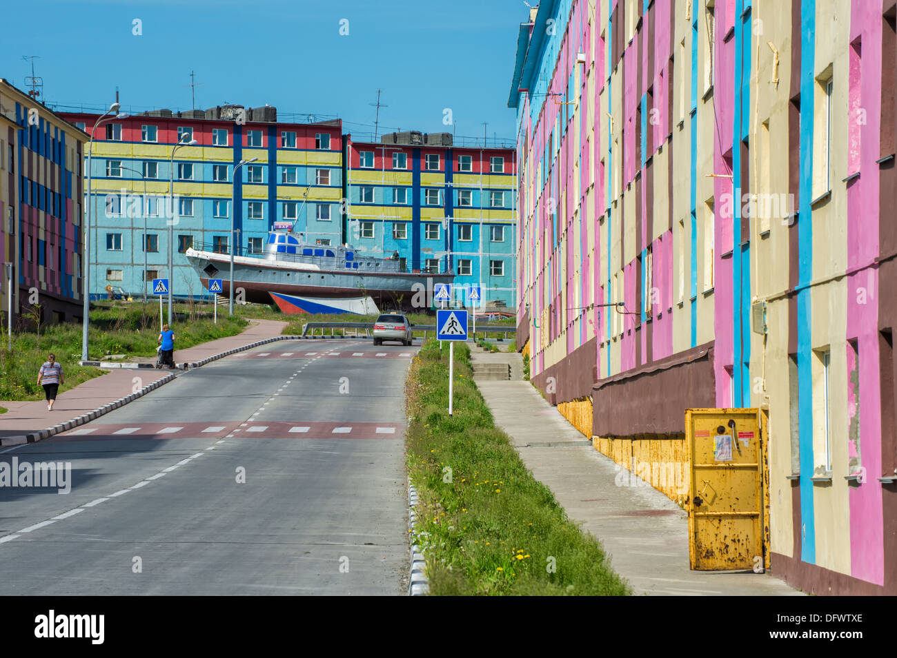 Farbige Apartmenthäuser, sibirische Stadt Anadyr, Provinz Tschukotka, russischen Fernen Osten Stockfoto