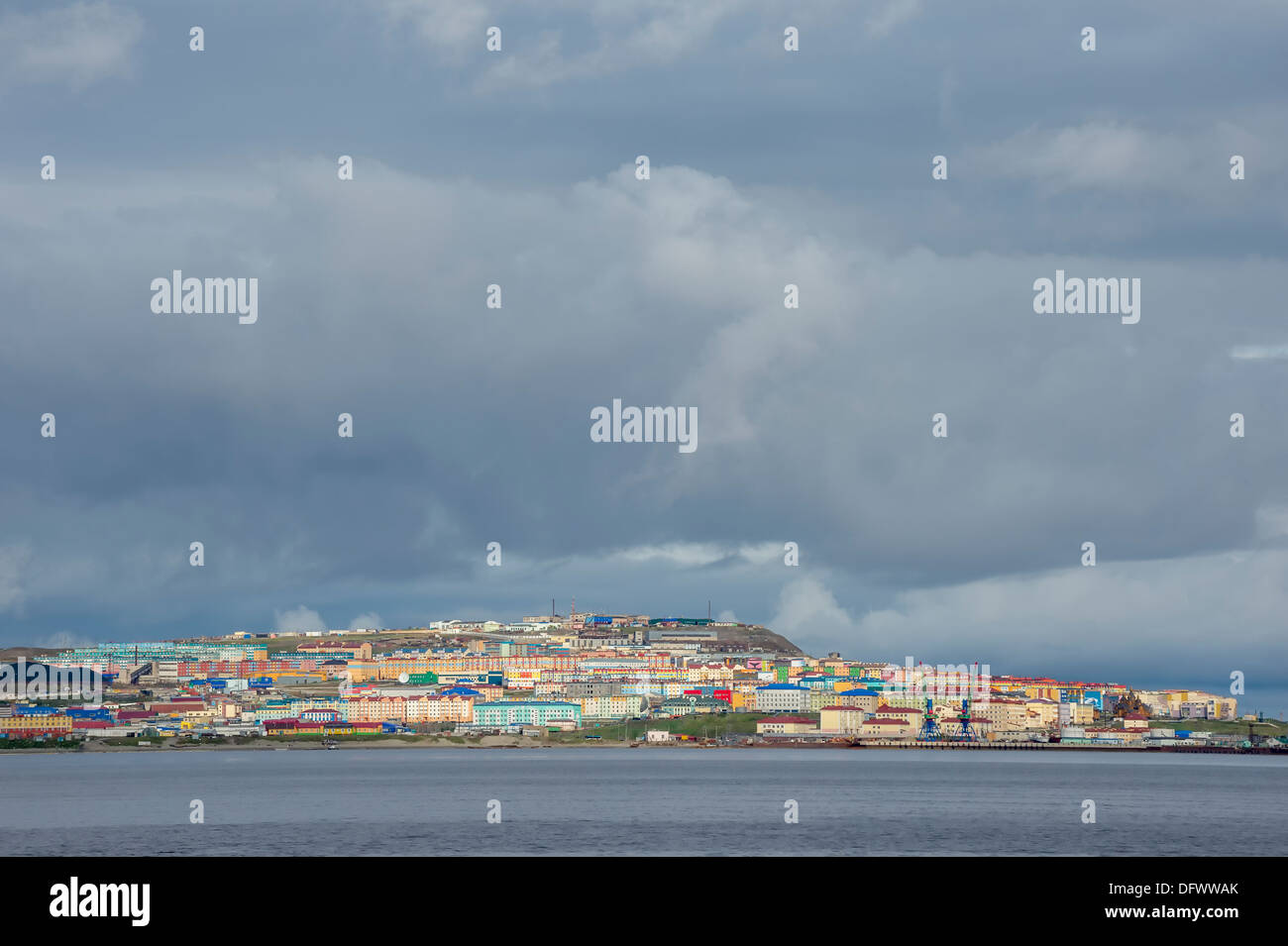 Panorama über die Sibirische Stadt von Anadyr, Provinz Tschukotka, russischen Fernen Osten Stockfoto