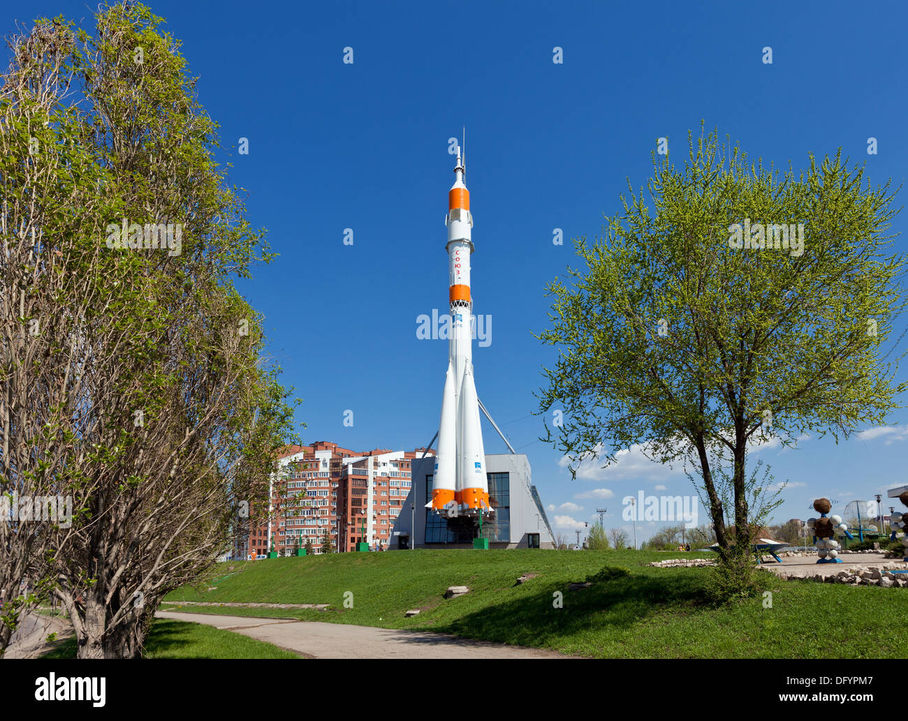 Echte "Sojus" Art Rakete als Denkmal Stockfoto
