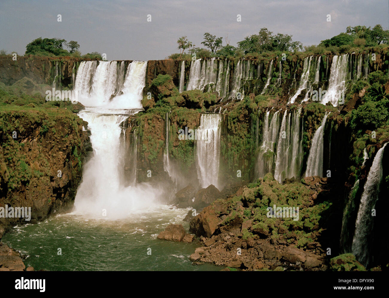 Iguazu Wasserfälle, untere Iguazu Wasserfälle, Iguazu Nationalpark, Argentinien, Südamerika Stockfoto