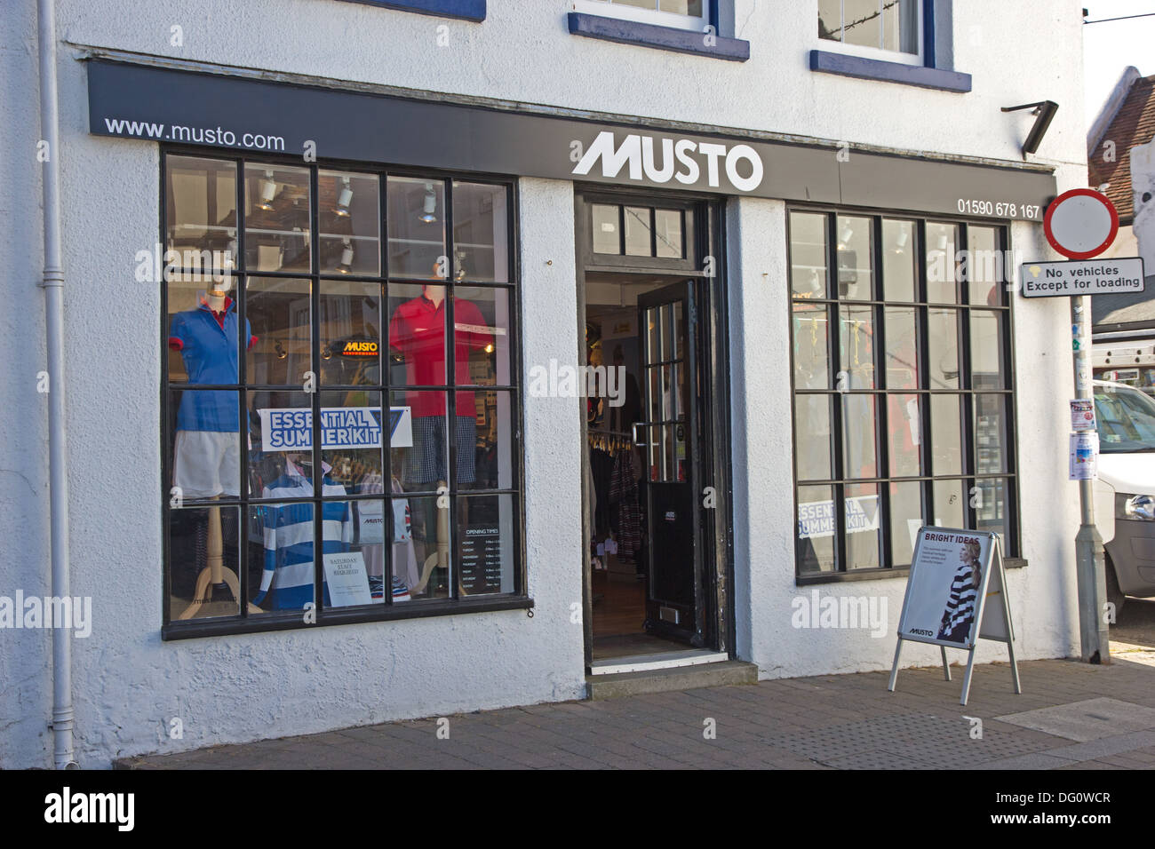 Musto Bekleidung shop Stockfoto