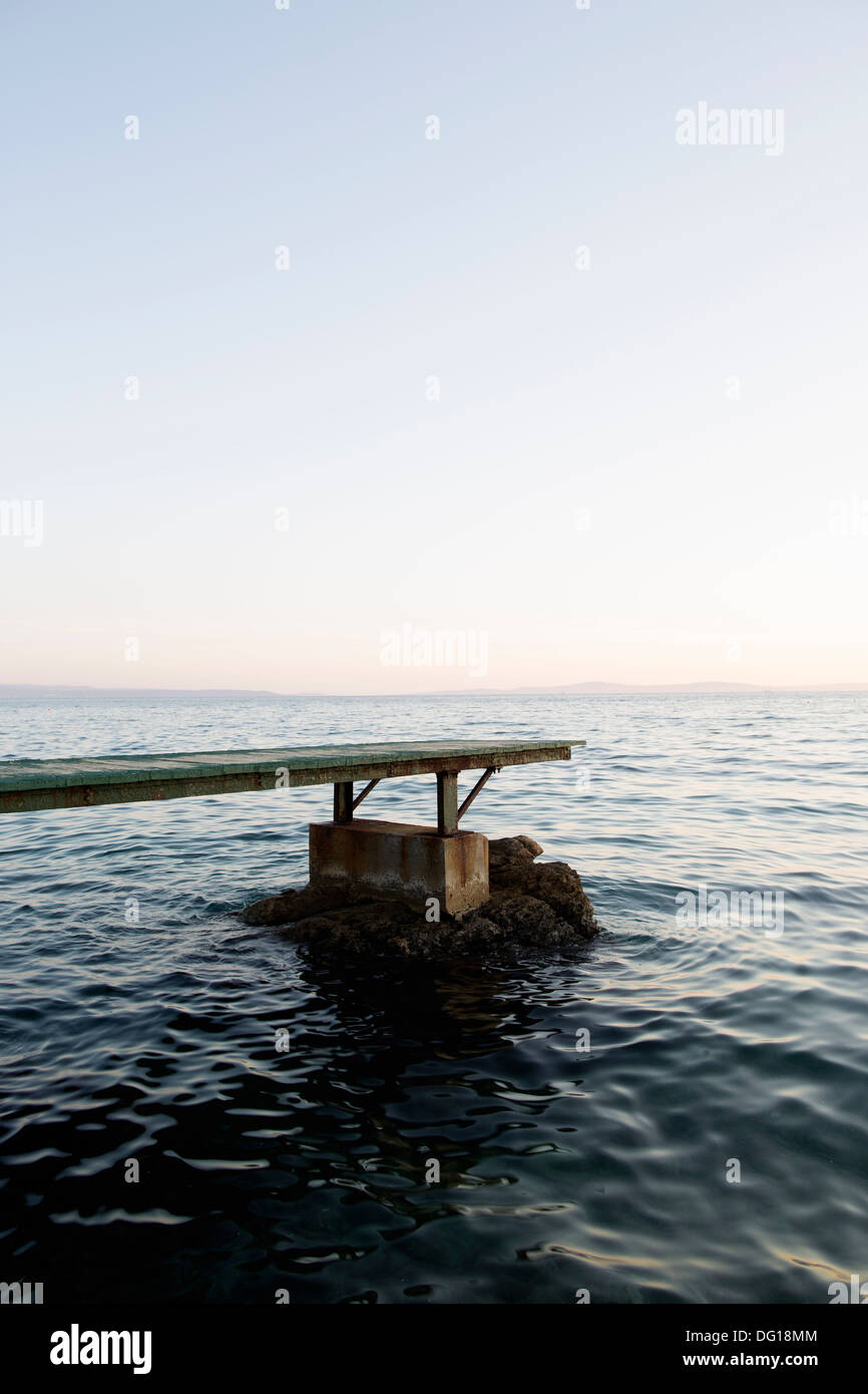 Steg im Meer Stockfoto
