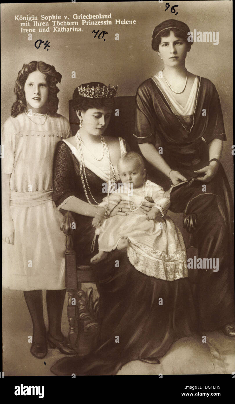 AK Königin Sophie von Griechenland Mit dem Töchtern Prinzessin Helene, Irene; Stockfoto