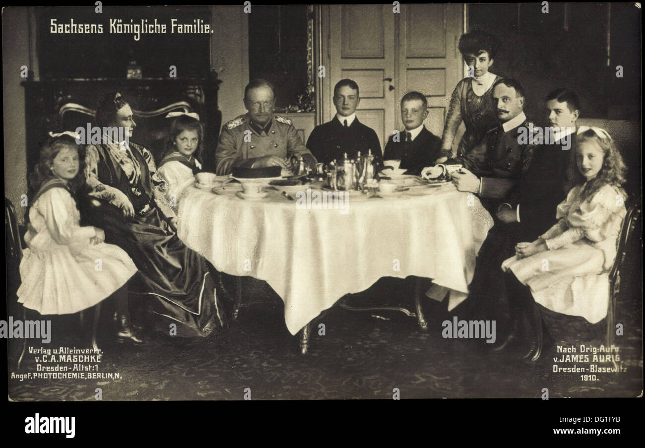 AK König Friedrich August III von Sachsen, Familie, Fotomontage; Stockfoto
