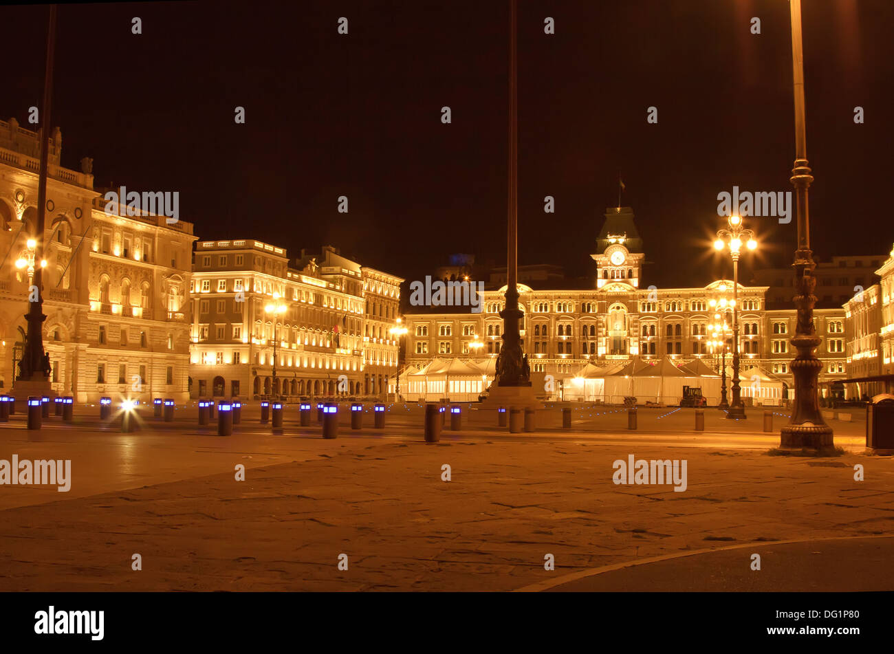 Piazza Dell' Unita, Triest bei Nacht, Italien Stockfoto