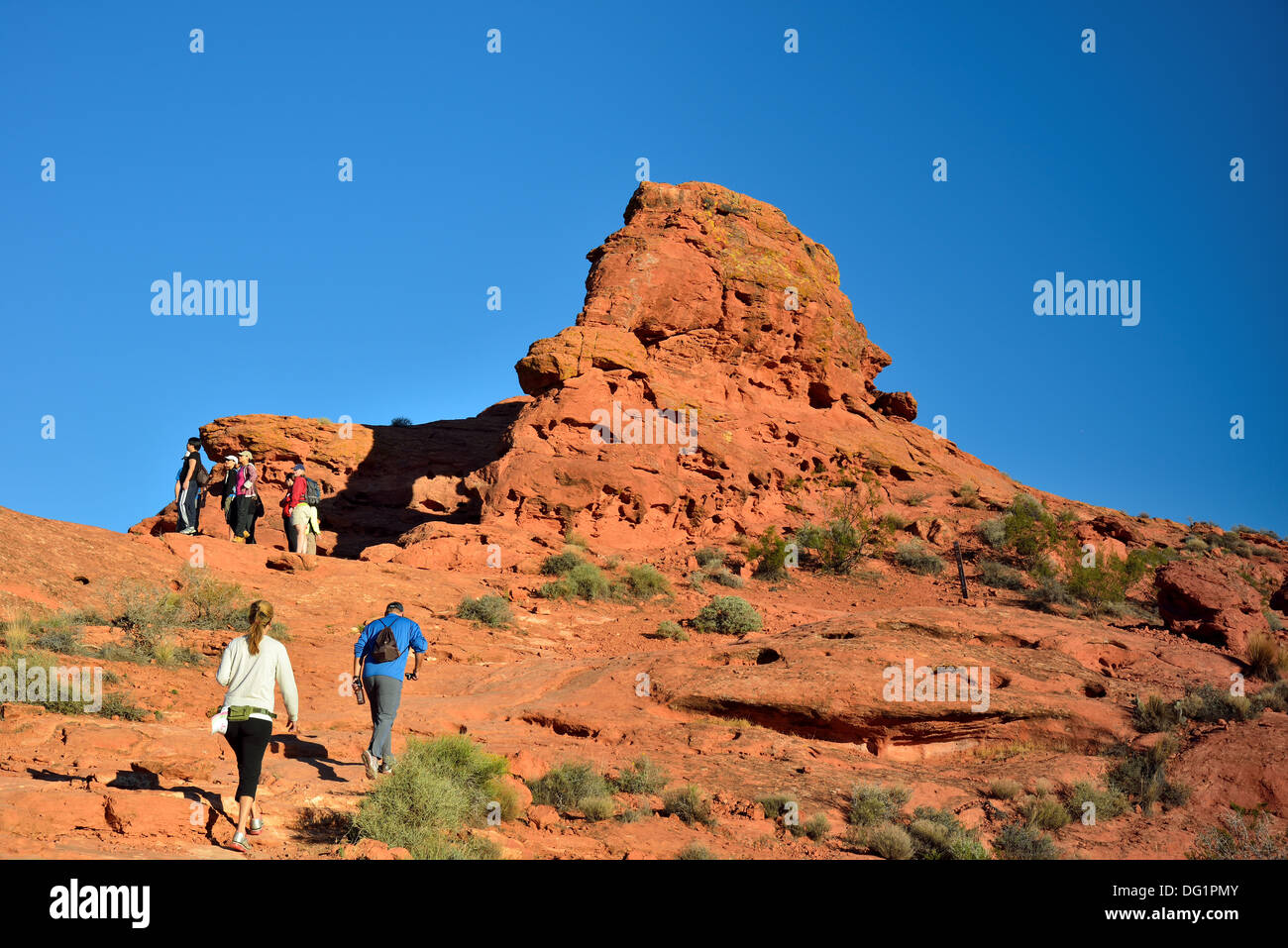 Wanderer Fuß bergauf aus rotem Sandstein. Southern Utah, USA. Stockfoto