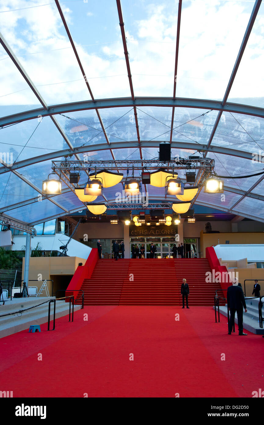 Palais des Festivals während der 65. Annual Cannes Film Festival am 23. Mai 2012 in Cannes, Frankreich Stockfoto Palais des Festivals während der 65. Annual Cannes Film Festival am 23. Mai 2012 in Cannes, Frankreich Stockfoto
