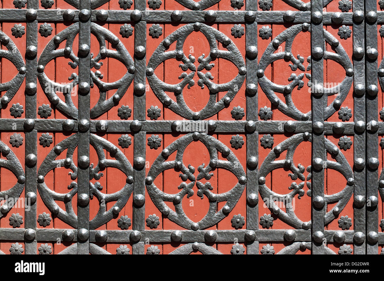 Kathedrale des Meeres, Haupteingang der Basilika Santa María del Mar, Detail der Haupttür, Barcelona, Katalonien Stockfoto