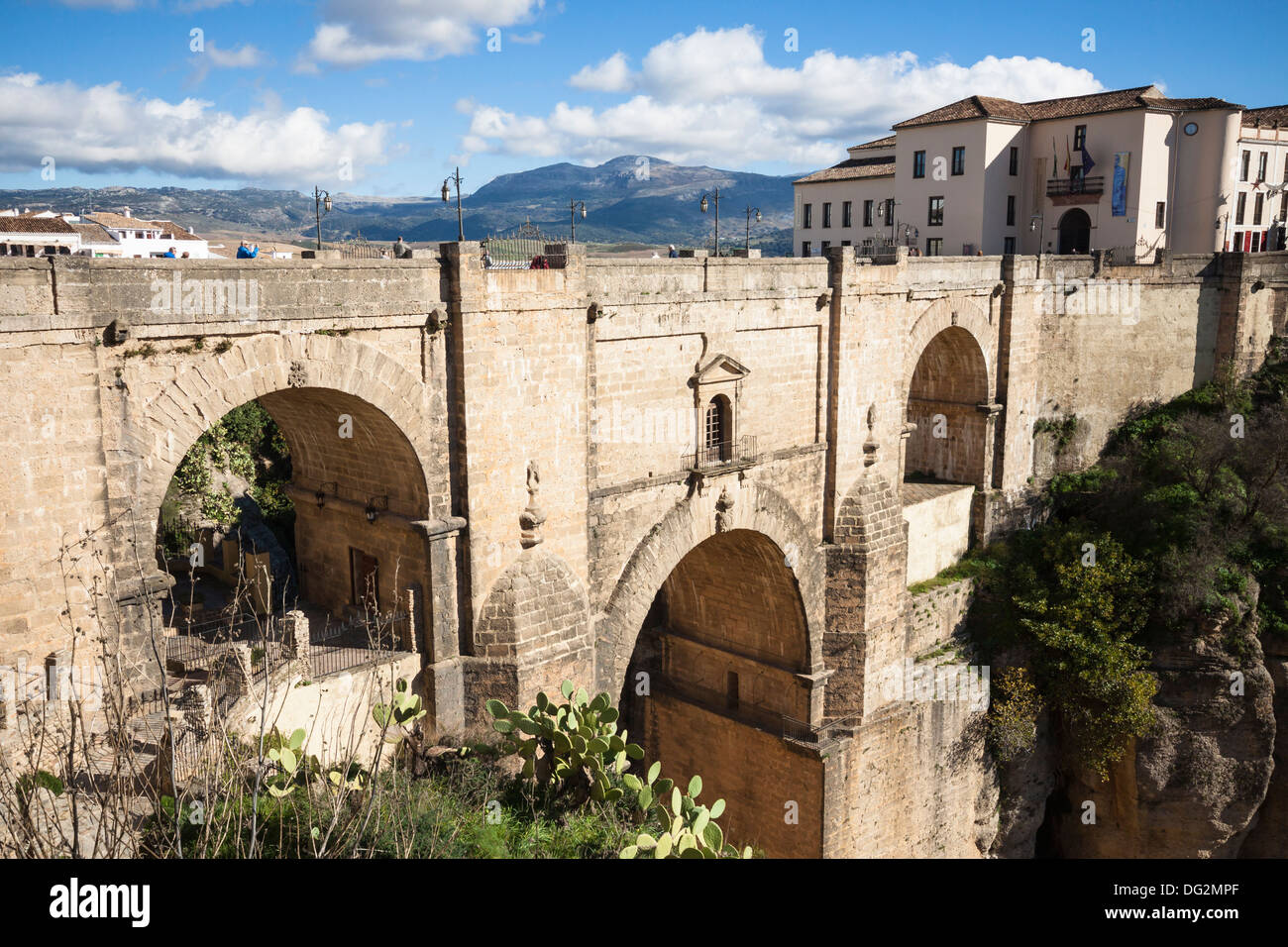 Die Puente Nuevo "Neue Brücke" in Ronda, Andalusien, Spanien Stockfoto