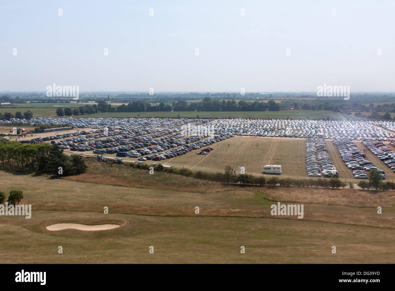 Luftbild eines Parkplatzes beim Goodwood Festival 2013 Stockfoto