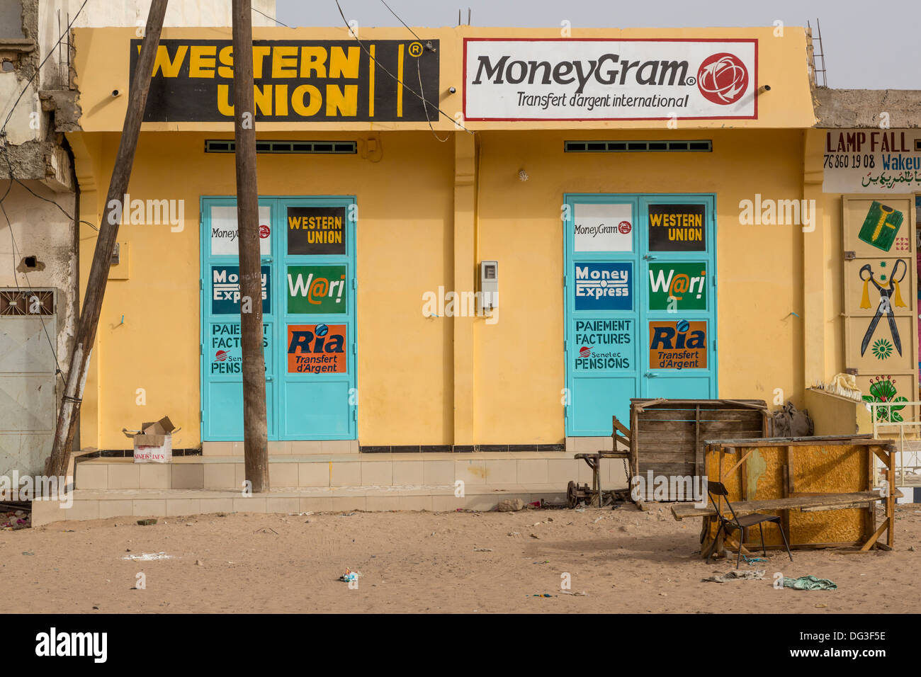 Senegal, Touba. Western Union Büro, Money Transfer-Service. Stockfoto