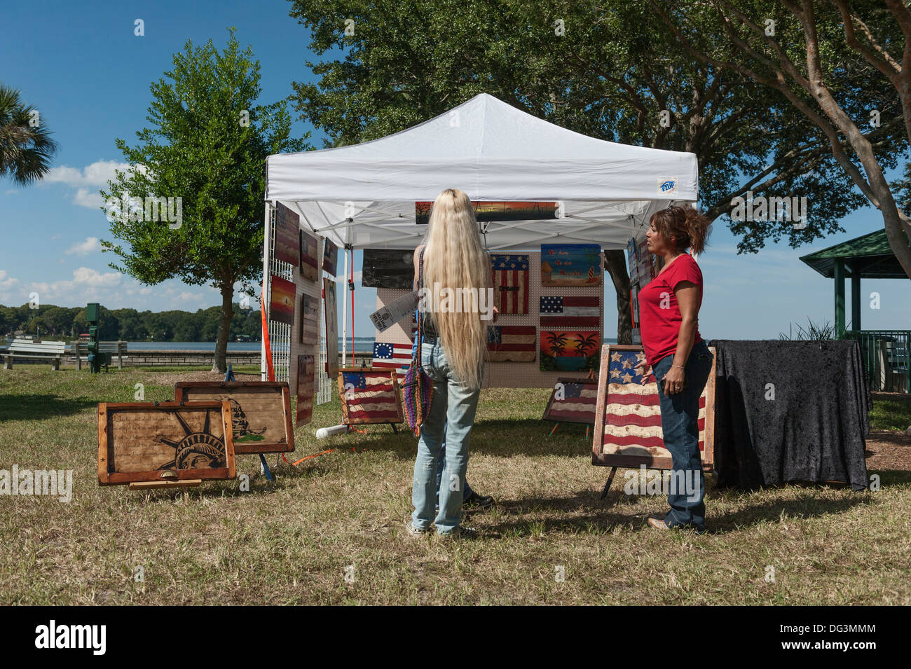 Kunst und Kunsthandwerk auf 2013 16. jährlichen Volksfest in Eustis, Florida USA Stockfoto