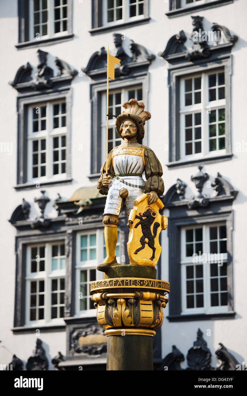 Statue im mittelalterlichen Altstadt, Schaffhausen, Schweiz, Europa Stockfoto