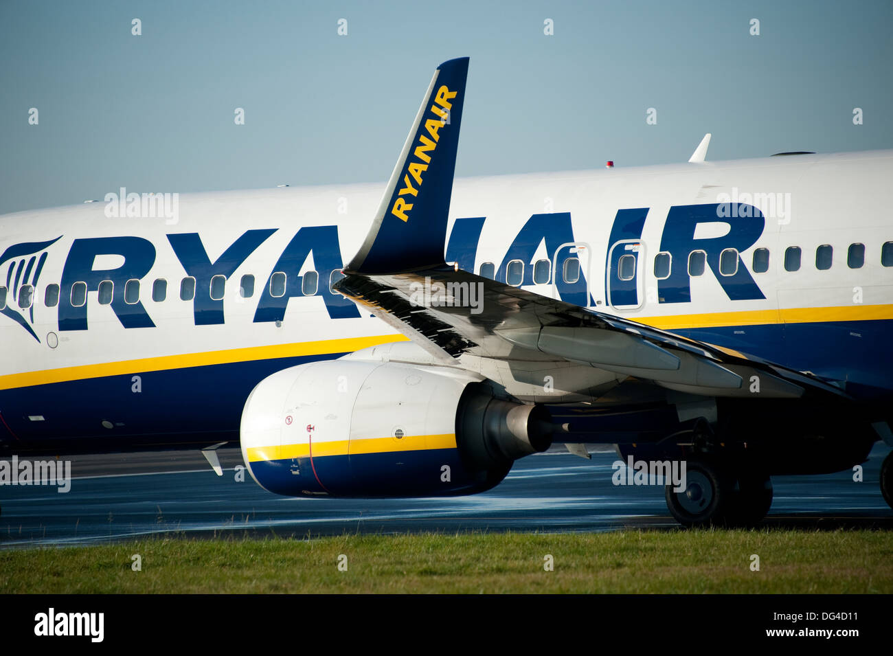 Ryanair-Flugzeug auf der Piste Stockfoto