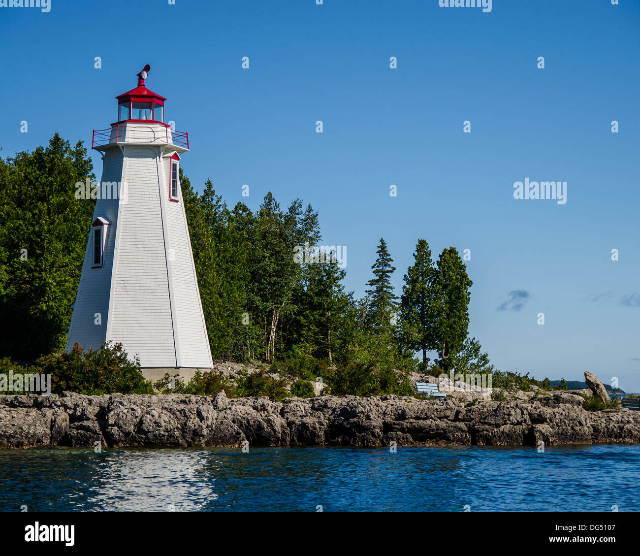 Die große Wanne Hafen Leuchtturm in Tobermory, Ontario. Stockfoto
