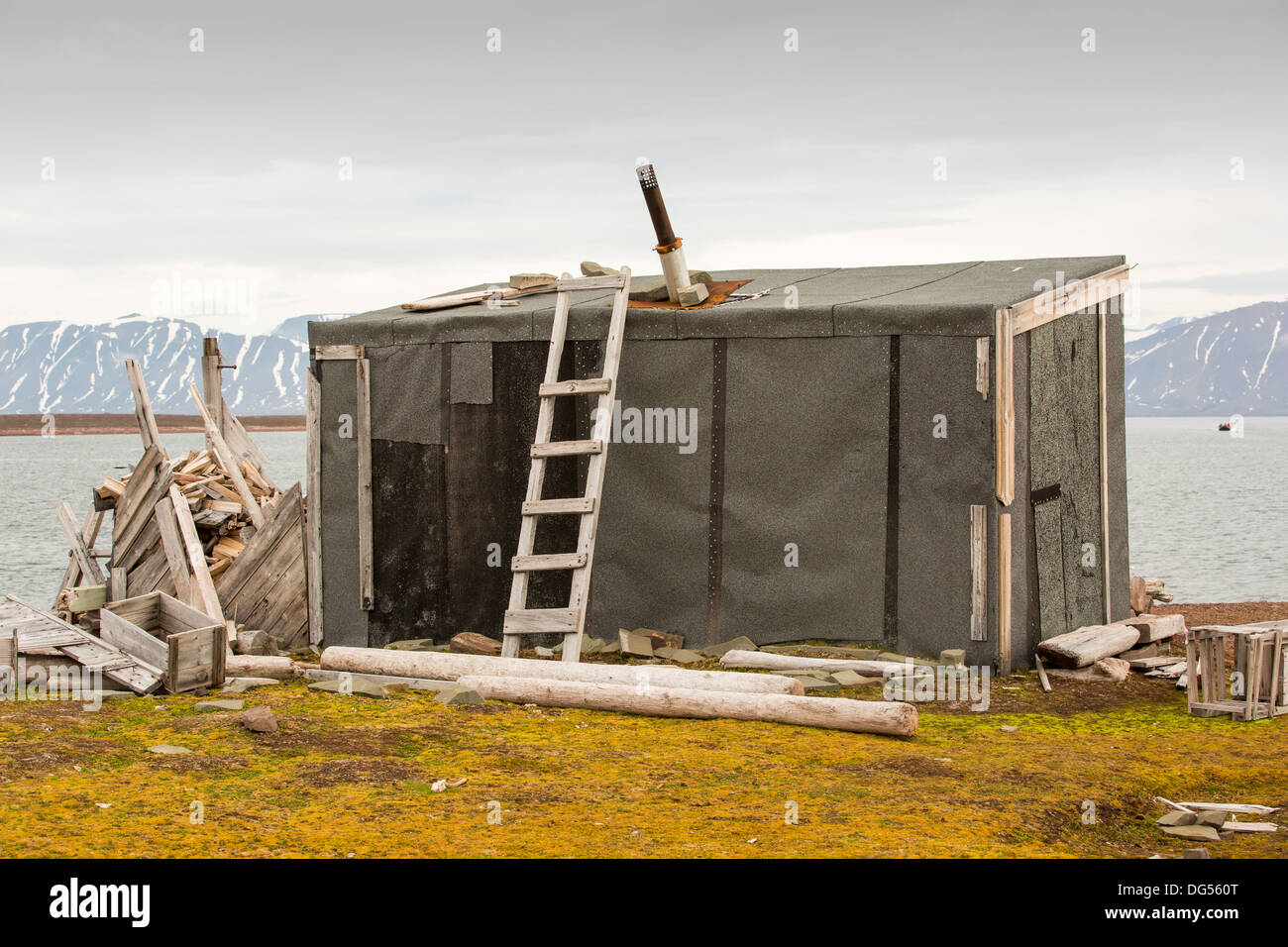 Einer alten Pelz Trappers Hütte in Texas Bar in Liefdefjorden am nördlichen Spitzebergen, Svalbard bei 79 ° 37 ' n 12 ° 43' e. Stockfoto