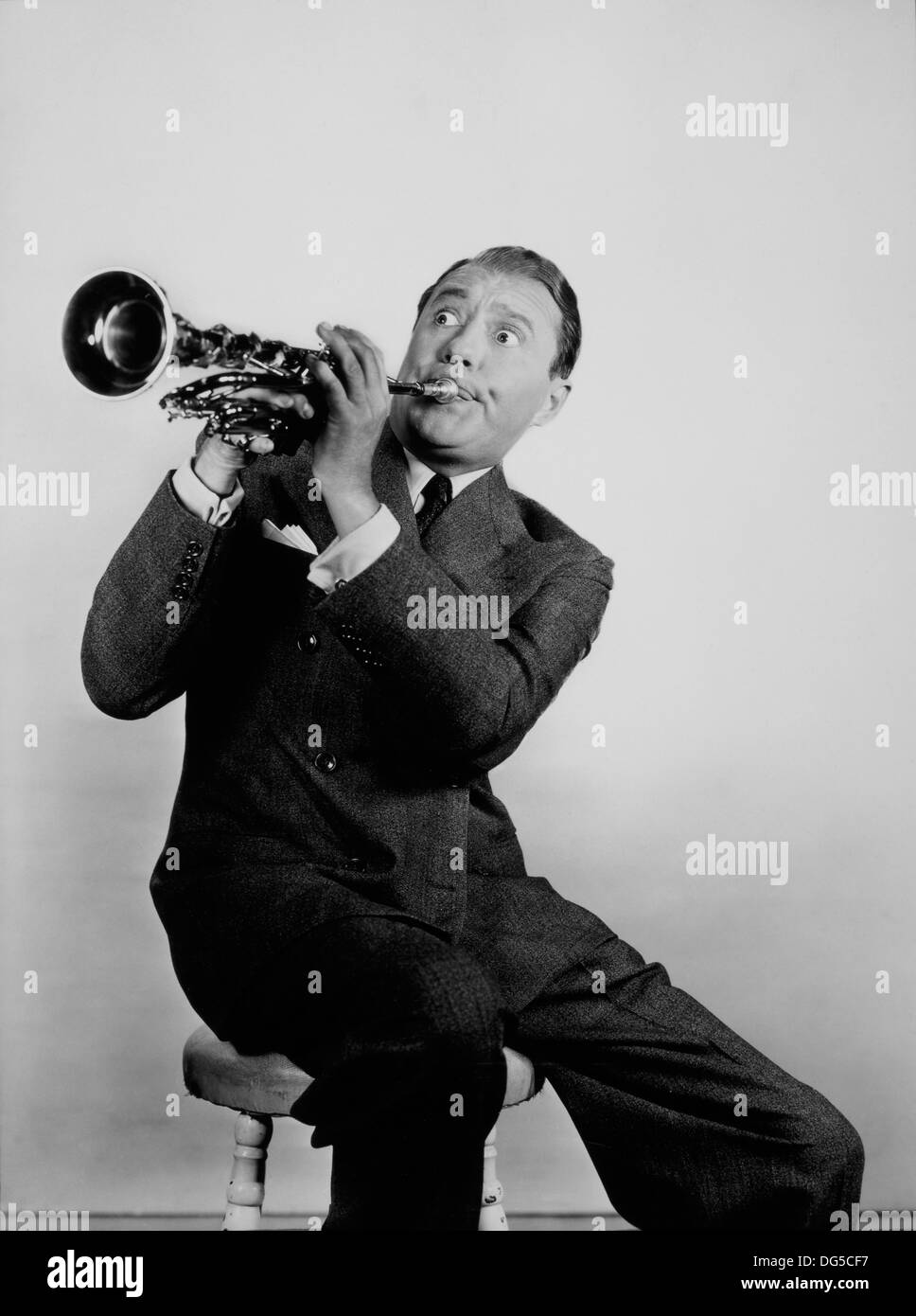 Jack Benny, Portrait, am Set des Films, das Horn bläst um Mitternacht, 1945 Stockfoto
