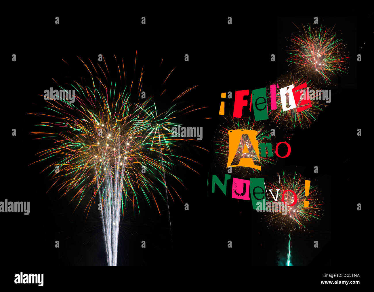 Glückliches Neujahr 2014 bunte buntes Feuerwerk auf schwarzem Hintergrund. Siehe auch mit 2014, DG5TNK und Happy New Year DG5TNC Stockfoto