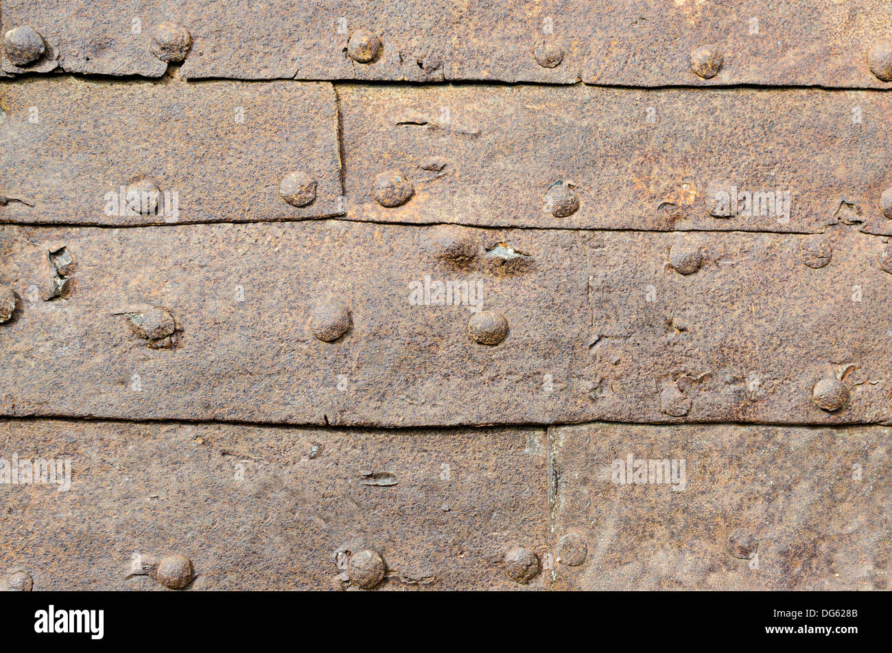 Alten Metallplatte aus einer alten Tür zu einer Festung in Zamora, Spanien. Stockfoto
