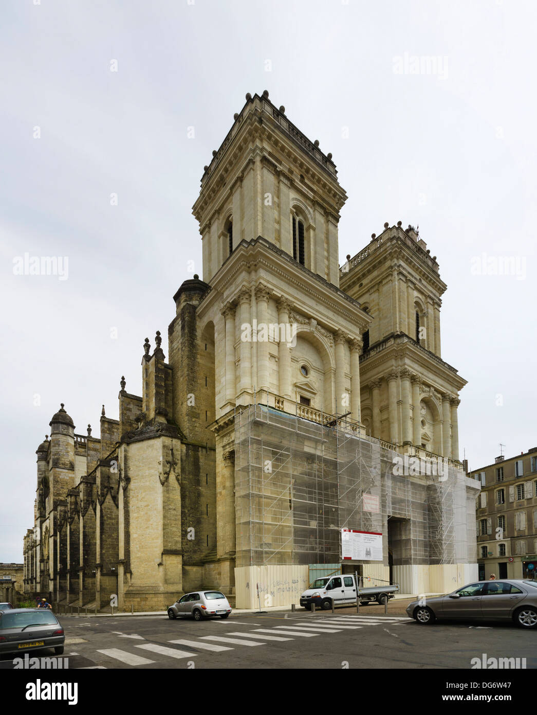 Frankreich, Midi-Pyrénées - Stadt Auch. Saint Marie einem Dom. Restaurierungsarbeiten. Stockfoto