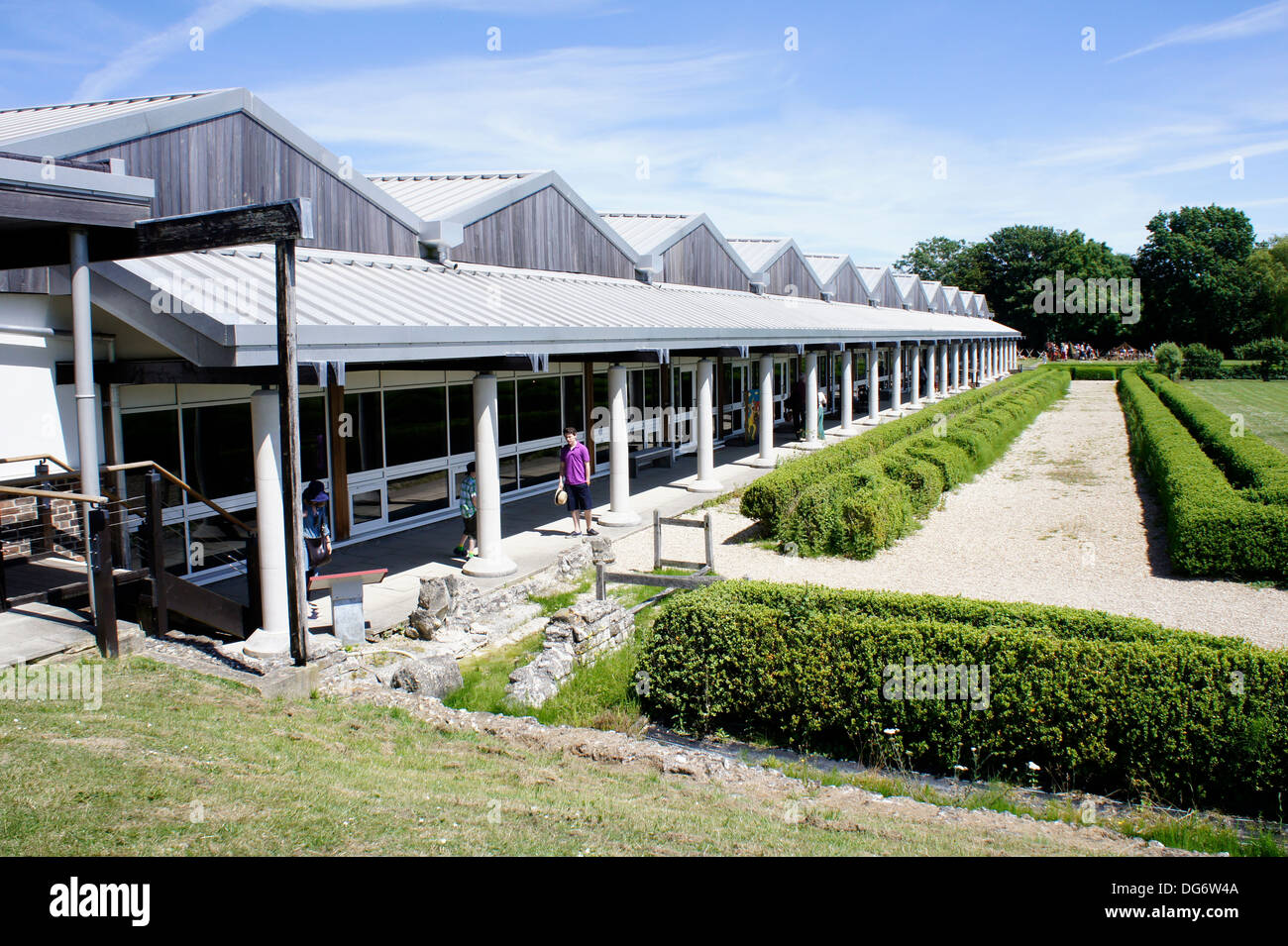 Das Gebäude, die zum Schutz der Mosaike und Archäologie im Fishbourne Roman Palace Stockfoto