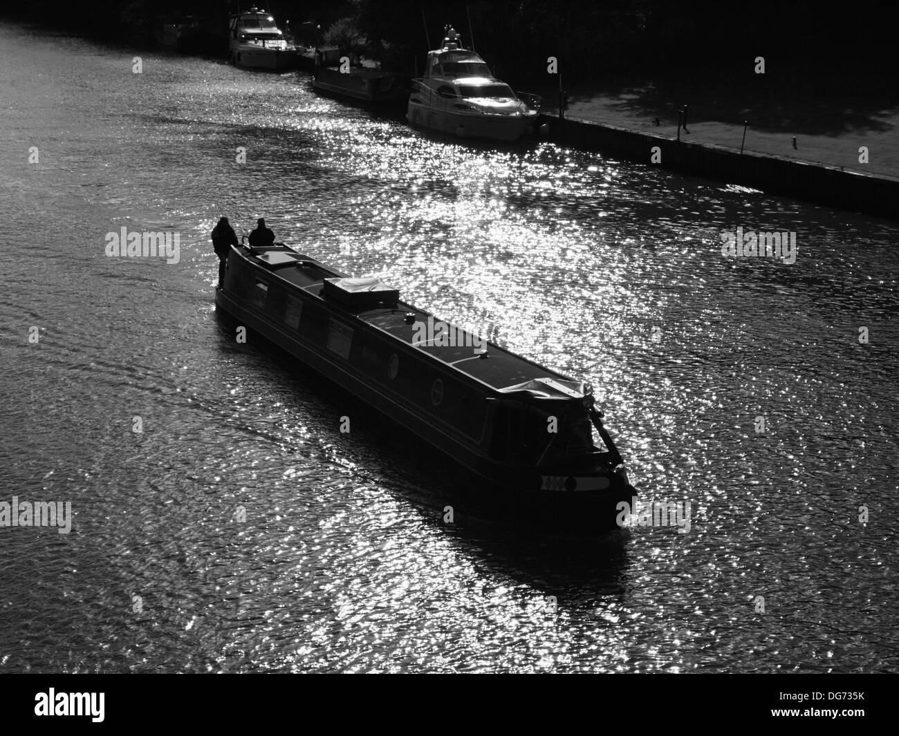 Narrowboat auf der Themse in der Nähe von Abingdon, England Stockfoto