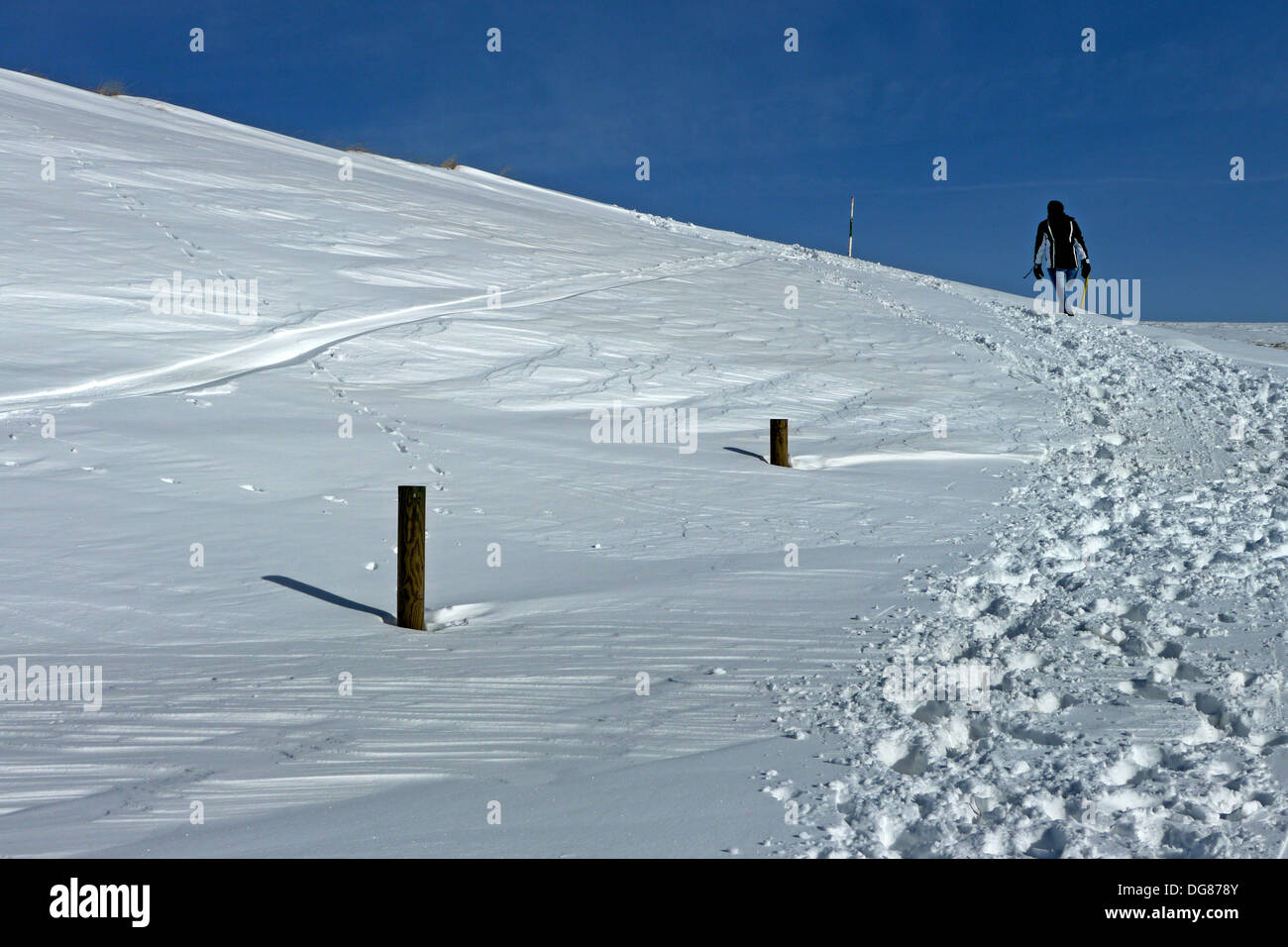 Wandern im Schnee Stockfoto