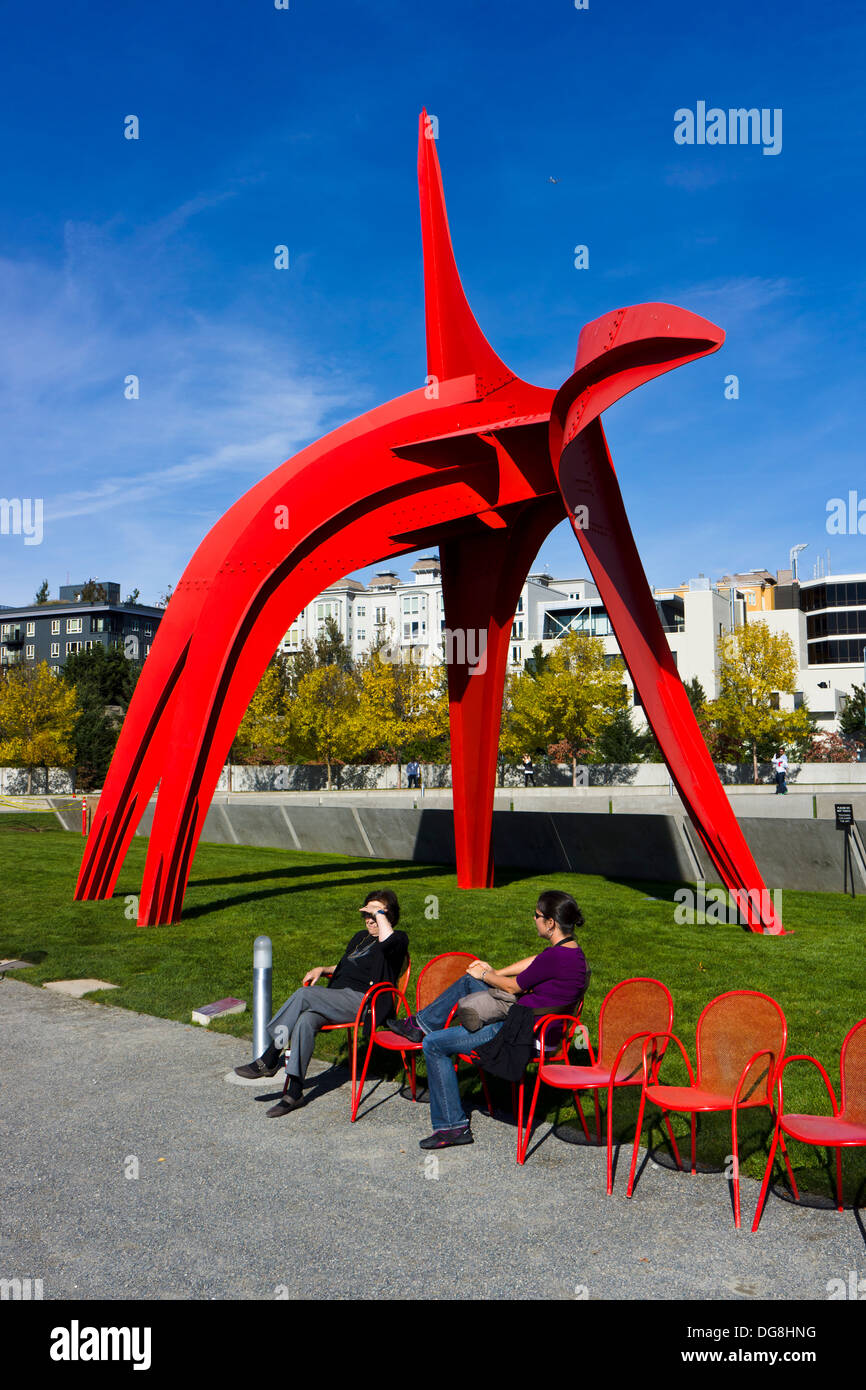 "Adler" von Alexander Calder. Olympic Sculpture Park, Seattle, Washington, USA. Stockfoto