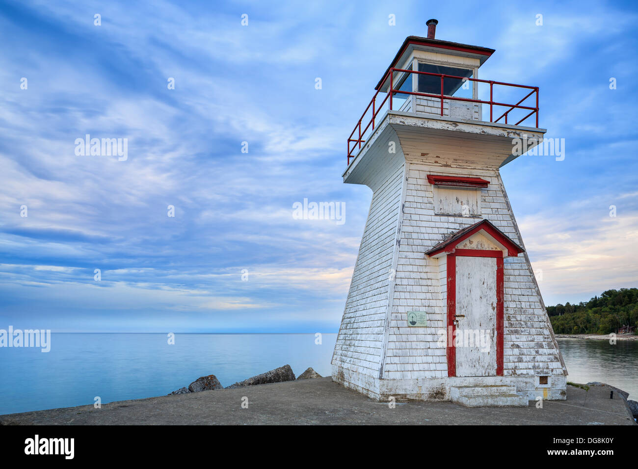 Niederflur-Head-Leuchtturm an der Georgian Bay, Bruce Peninsula, Ontario, Kanada Stockfoto