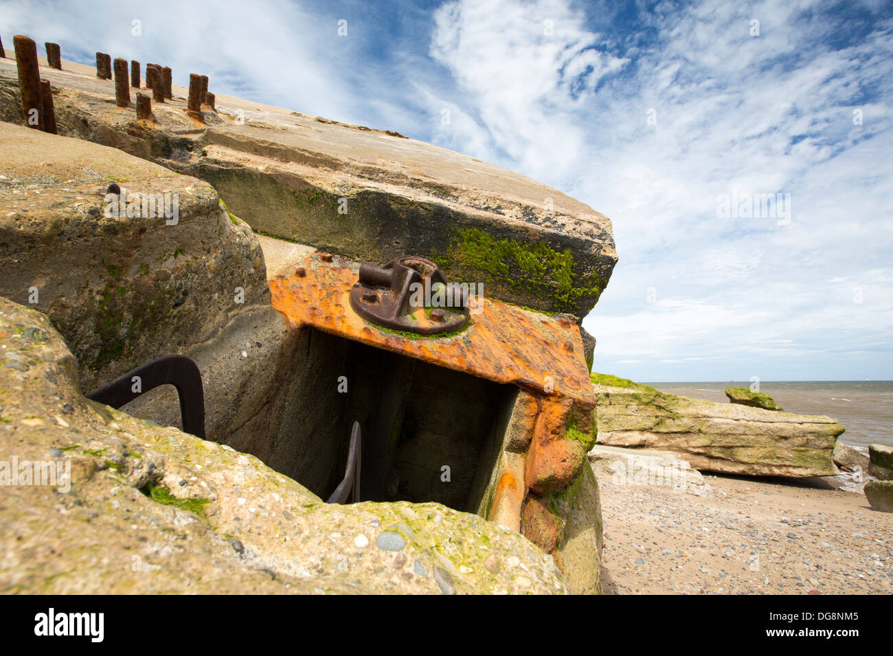 Die Überreste der Godwin Batterie nahe Spurn Point, zerstört durch Küstenerosion. Stockfoto