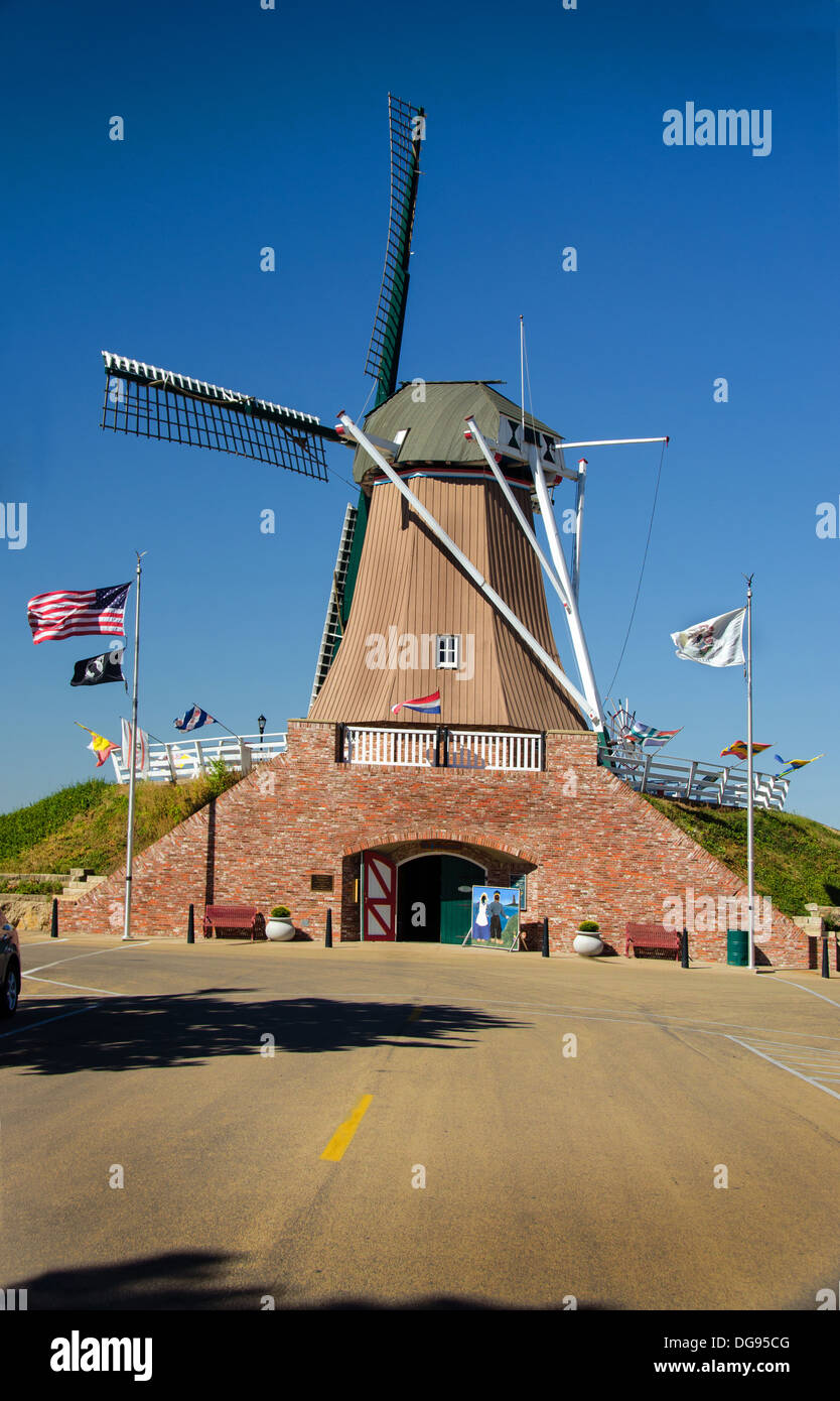 Die De-Einwanderer-Windmühle in Fulton, Illinois, einer Stadt auf dem Lincoln Highway Stockfoto