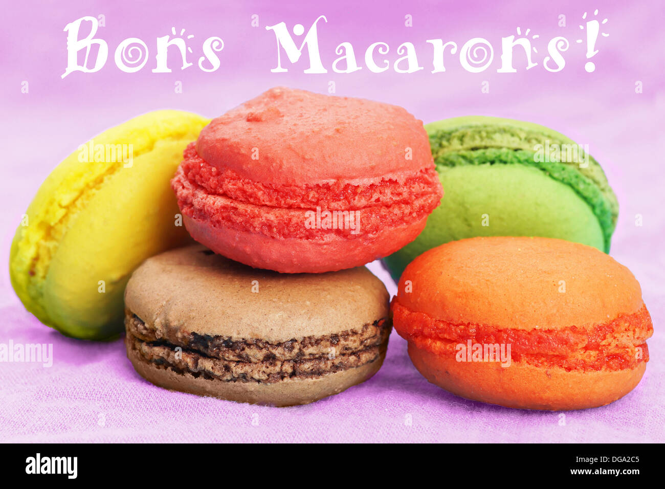 Sehr lecker, bunt, hausgemachte Makronen Cookies. Stockfoto