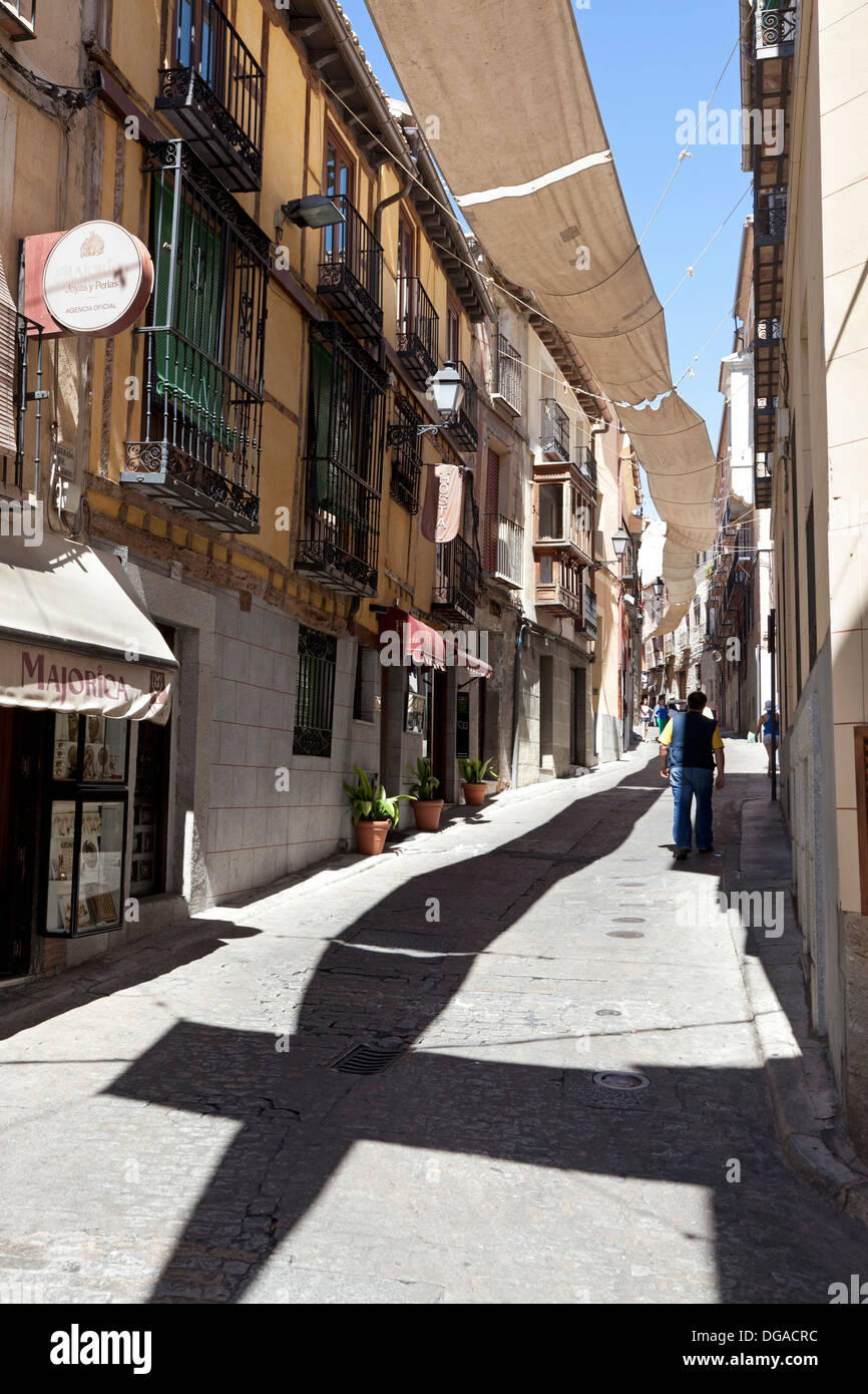 Kleine Gasse in Toledo, Spanien Stockfoto