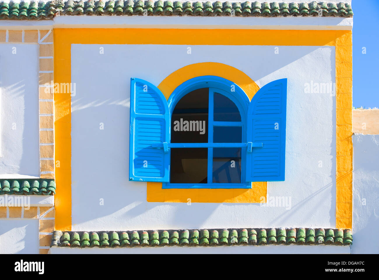 Fensterdetail in Essaouira, Marokko, Afrika Stockfoto