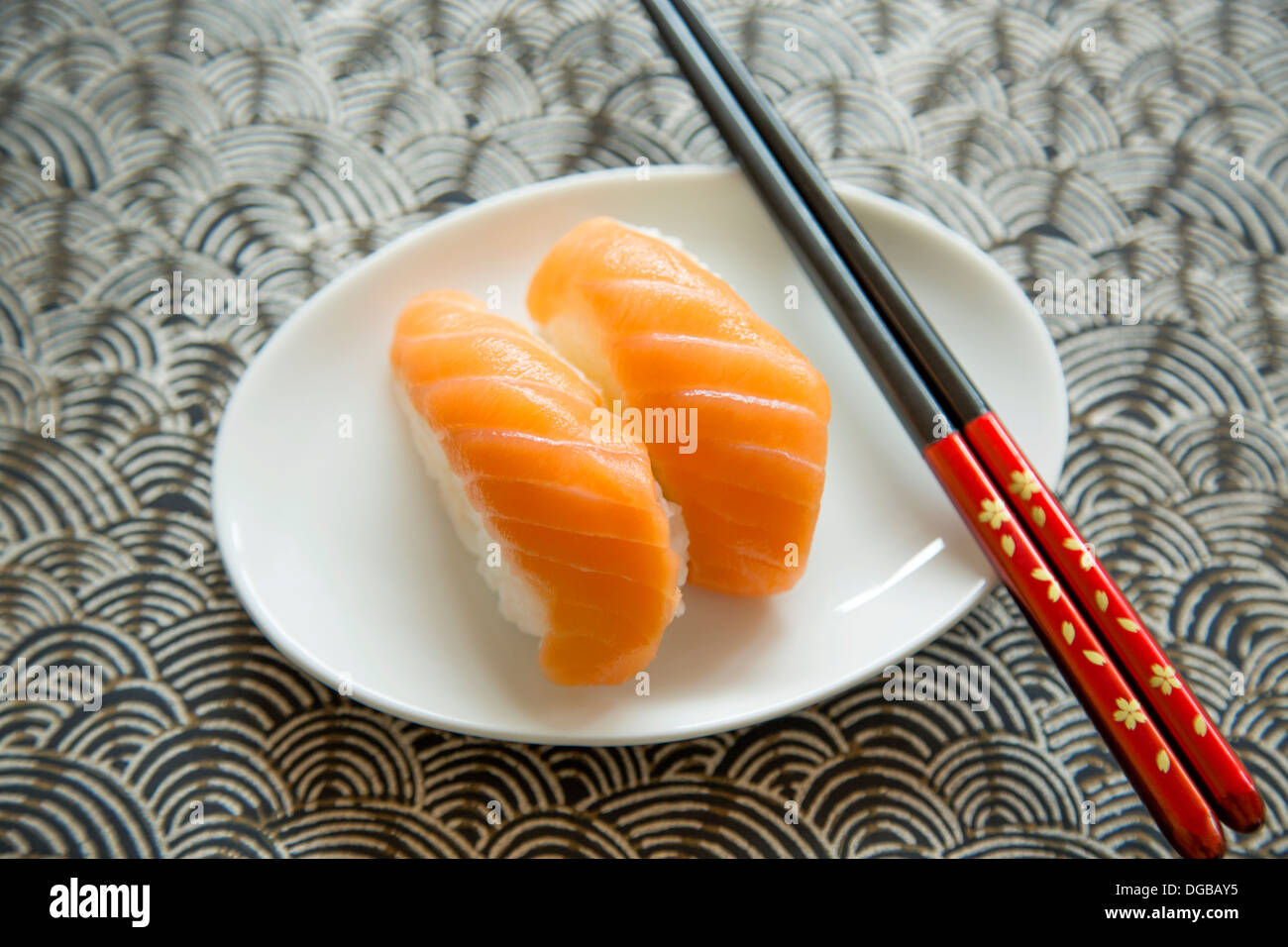 Lachs Nigiri sushi Stockfoto