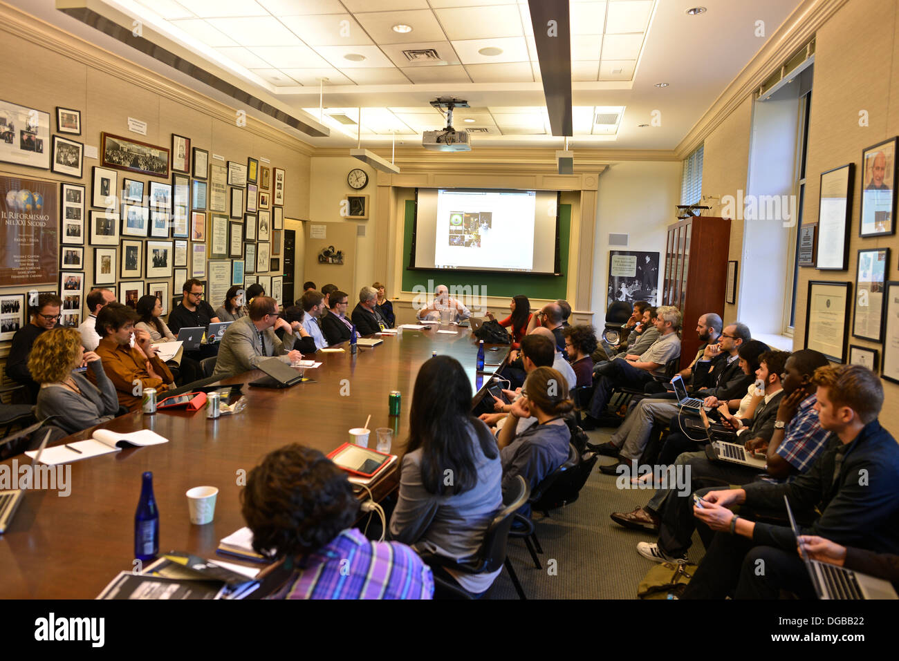 RPA´s in Journalismus und Medien Arbeitsgruppe an der Drohnen und Aerial Robotik-Konferenz (DARC), gehalten an der New York University Stockfoto