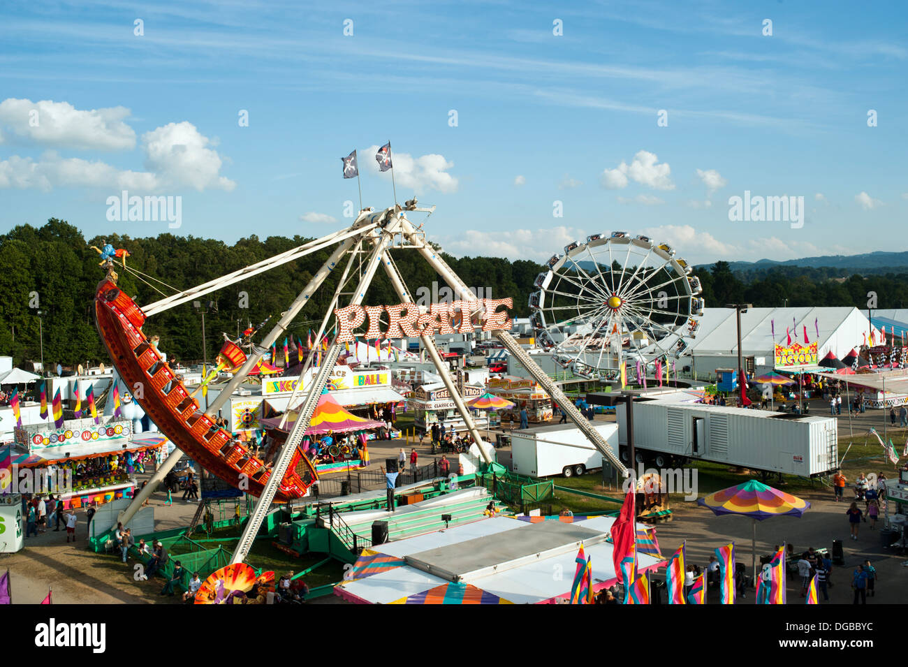 Luftaufnahme des Karnevals Fahrt an der Mountain State Fair in Asheville, North Carolina Stockfoto