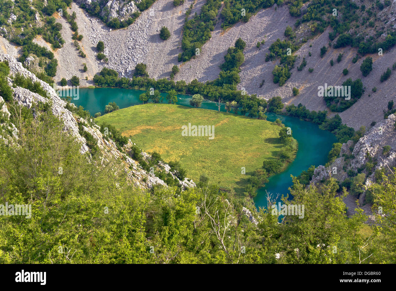 Kurven der Krupa-River-Canyon, Velebit Bergpark, Kroatien Stockfoto