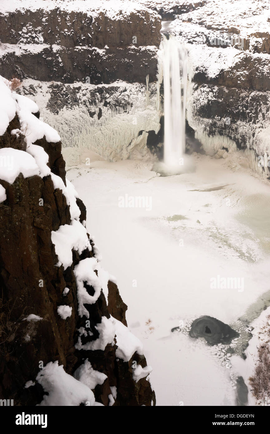 Fließt das Wasser irgendwie noch in die Toten Kälte des Winters am Palouse fällt Stockfoto